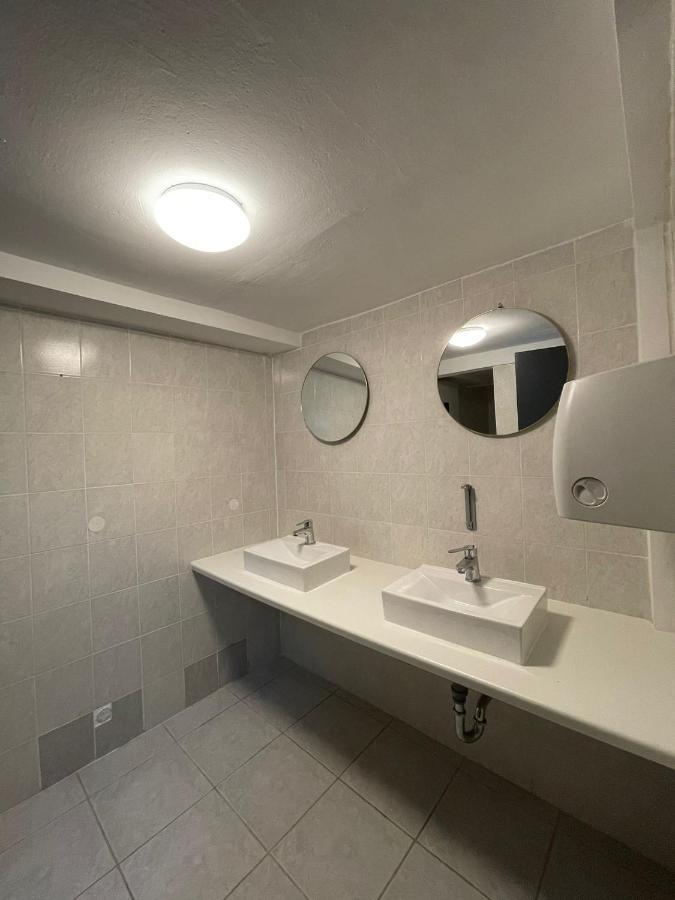 Baarii Hostel - Халльбергмос Экстерьер фото